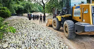 সিলেটের জৈন্তাপুর থেকে জাফলংয়ের আরও ৭ হাজার ঘনফুট পাথর জব্দ